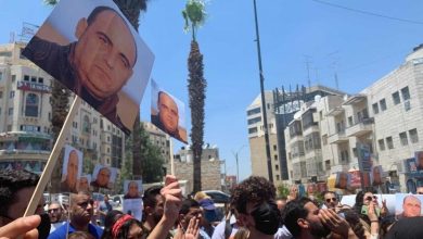 Photo of دعوة للمشاركة بتظاهرة تطالب بمحاسبة قتلة الناشط بنات بالخليل