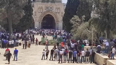Photo of 30 ألف مصل يؤدون صلاة ظهر الجمعة بالمسجد الأقصى