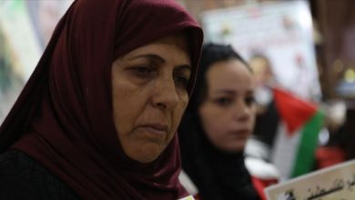 Photo of صرخة أم معتقل فلسطيني: لا أريد عودة ابني في تابوت