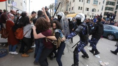 Photo of هيئات تحذر من تبعات اشتداد القمع بالضفة وتتهم اشتيه بـ”ذر الرماد في العيون”