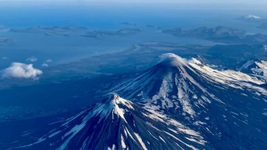 Photo of ظاهرة نادرة: ثلاثة براكين تشتعل معاً في ألاسكا