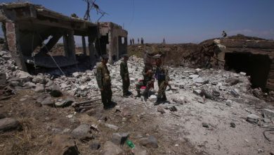 Photo of النظام السوري يواصل تصعيده شمالاً وجنوباً وتعزيزات للمليشيات بدير الزور والرقة