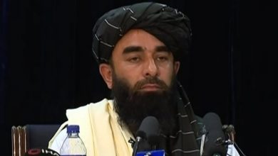 Photo of “طالبان” تندد بالهجوم الأمريكي على كابل وتتجاهل مقتل الظواهري