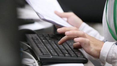 Photo of دراسة أمريكية: الجلوس 8 ساعات يومياً يضاعف خطر الإصابة بالسكتة الدماغية