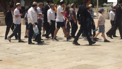 Photo of مستوطنون يقتحمون الأقصى ويؤدون طقوسا تلمودية في باحاته