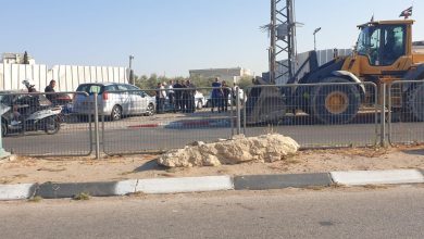 Photo of مواجهات واعتقالات خلال اقتحام أرض لعائلة النقيب في اللد