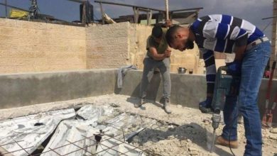 Photo of بلدية الاحتلال تجبر مقدسيين على هدم منزليهما قسرًا