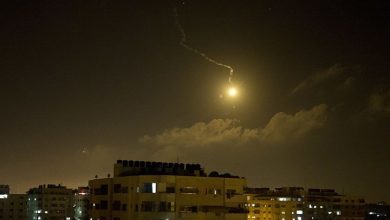 Photo of غارات إسرائيلية على أهداف للمقاومة في قطاع غزة