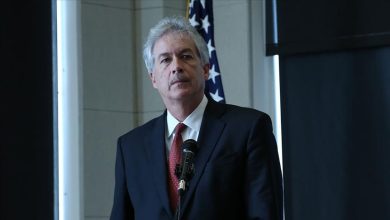 Photo of مدير الاستخبارات الأمريكية يجتمع “سرا” مع قائد طالبان