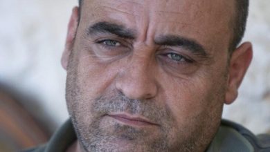 Photo of السلطة تسلّم عائلة نزار بنات تصريح دفنه بعد أشهر على قتله