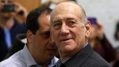 Photo of أولمرت: إسرائيل لا تملك القدرة العسكرية التقليدية لضرب المشروع النووي الإيراني