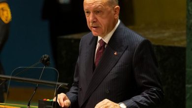 Photo of أردوغان: بايدن بدأ بإرسال الأسلحة للمليشيات الكردية في سورية ولن نقف مكتوفين