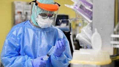 Photo of الصحة الفلسطينية: 14 وفاة و2645 إصابة جديدة بـ”كورونا”
