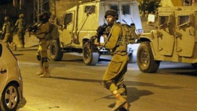 Photo of الاحتلال يعتقل 3 فلسطينيين في الضفة الغربية