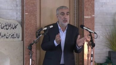 Photo of معقّبا على إبعاد صبري عن الأقصى.. الشيخ كمال خطيب: كلنا على خطى الشيخ عكرمة صبري ونؤكد أنه لا حق لليهود في أي شيء في المسجد الأقصى المبارك