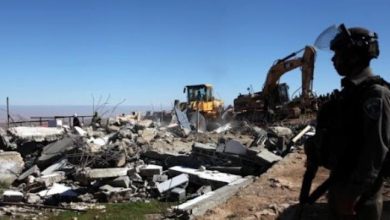 Photo of الاحتلال يهدم منزلا قيد الإنشاء بقرية سكة في الخليل