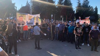 Photo of تظاهرة وإغلاق شارع أمام شرطة مسغاف