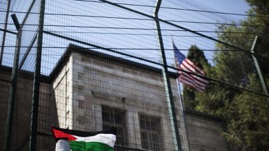 Photo of محاولة إسرائيلية-أمريكية لتطويق الخلاف حول “قنصلية بالقدس”