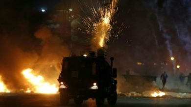 Photo of الاحتلال يعدم فتى ويعتقل آخر جنوب القدس