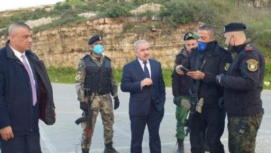 Photo of الاحتلال يعيق وصول “اشتية” إلى جنين
