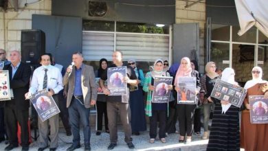 Photo of وقفات تضامنية مع الأسرى المضربين عن الطعام بمدن الضفة الغربية