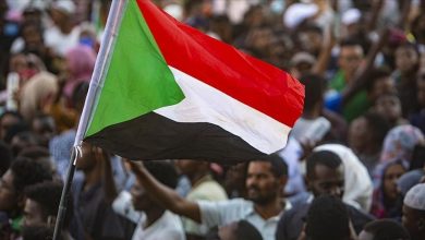 Photo of السودان.. إلى نفق مظلم أم خيارات الحلول تلوح؟