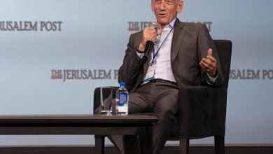 Photo of أولمرت: إسرائيل لن تهاجم منشآت إيران النووية والاستعدادات الجارية لإخافة الأميركيين