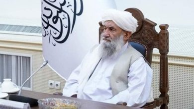 Photo of رئيس حكومة طالبان يلقي خطابه الأول ويتعهد بحل “المشاكل”