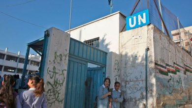 Photo of عاملو “أونروا” يقررون الدخول في إضراب مفتوح عن العمل