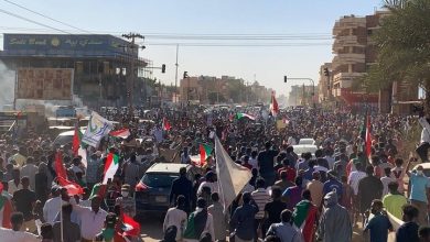 Photo of مظاهرات جديدة ضد “انقلاب السودان”.. وقمع للمحتجين