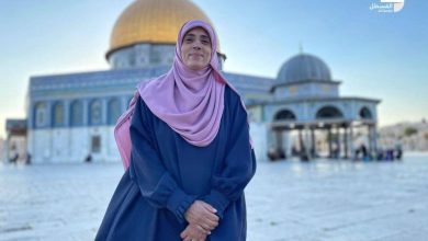 Photo of الاحتلال يُبعد المعلمة خديجة خويص عن جامعة بيرزيت