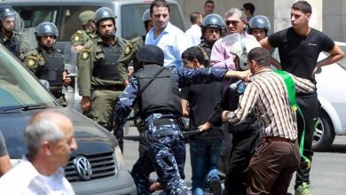 Photo of السلطة تصعد اعتقالاتها السياسية في الضفة الغربية