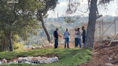 Photo of لليوم العاشر.. الاحتلال يواصل تهويد مقبرة اليوسفية بالقدس