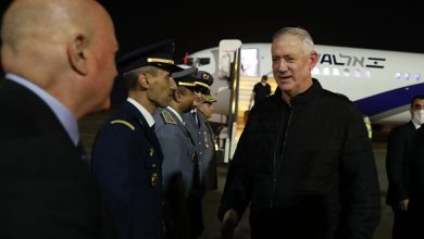 Photo of وزير الجيش الإسرائيلي يصل المغرب وسط رفض شعبي