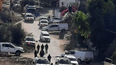 Photo of النقب: السلطات الإسرائيلية تهدم منزلا في حورة