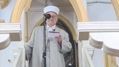 Photo of الشيخ عكرمة صبري خطيبًا في مسجد الاستقلال بحيفا… “الأقصى في أعناقكم واستمروا بالتواصل وتحريك الحافلات”  