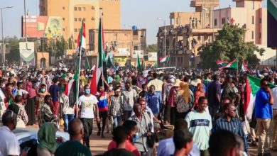 Photo of السودان: ارتفاع قتلى الاحتجاجات على الانقلاب إلى 45