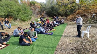 Photo of صلاة الجمعة على أرض مقبرة القسام