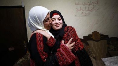 Photo of أمل طقاطقة: أصبتُ بست رصاصات وإسرائيل عالجتني لانتزاع معلومات