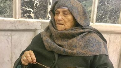 Photo of حماس تنعى المرابطة النبالي: مضت لربها بعد رحلة ثبات طويلة بالأقصى