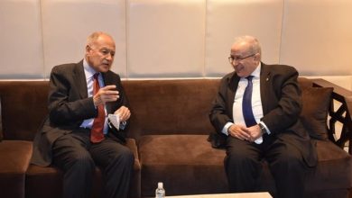 Photo of الجزائر تنفي أنباء تأجيل القمة العربية المرتقبة