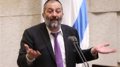 Photo of استقالة أرييه درعي من الكنيست بعد “صفقة” على خلفية مخالفات جنائية