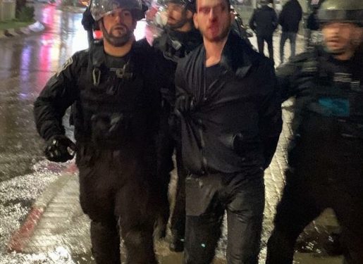 الشاب حسن عجايب اثناء اعتقاله