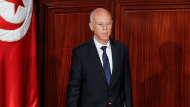 Photo of قيس سعيّد في حرب تكسير العظام مع قضاء تونس.. مواجهة سياسية أم معركة استقلالية؟