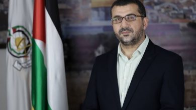 Photo of “حماس” تحذر الاحتلال من مغبّة استمرار عدوانه في “الأقصى”
