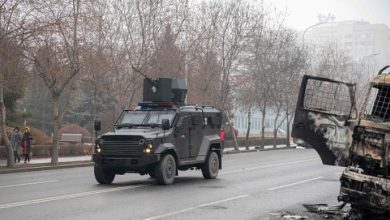 Photo of كازاخستان: توقيف أكثر من 4200 شخص وواشنطن تسمح بمغادرة موظفين بقنصليتها