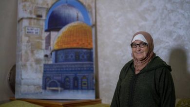 Photo of المغربية عائشة.. مرابطة على أعتاب الأقصى وحارسة أمانة المغاربة بالقدس