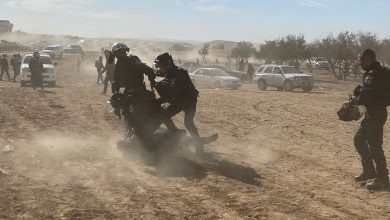 Photo of “الخارجية” الفلسطينية تتهم السلطات الإسرائيلية بارتكاب جرائم في “النقب”