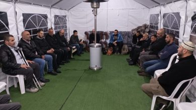 Photo of وفد من البعينة نجيدات في زيارة تضامن لخيمة الاعتصام في مقبرة القسّام