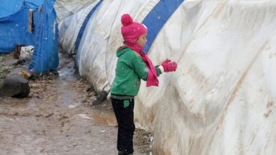 Photo of سوريا.. منخفض جوي يلحق أضرارا بمخيمات النازحين ويحاصر مدنيين في ريفي إدلب وحلب